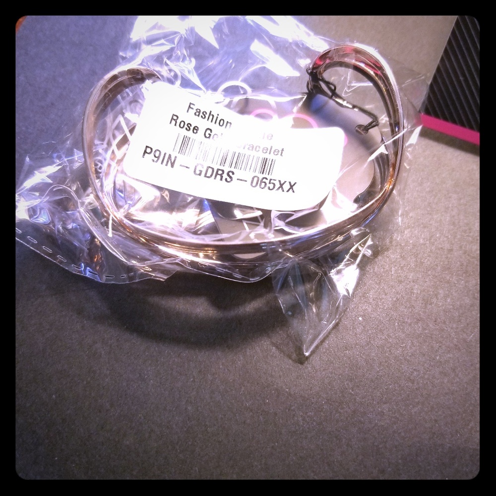 Bracelet